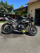 Triumph Speed Triple 1050 RS - TRIUMPH RS