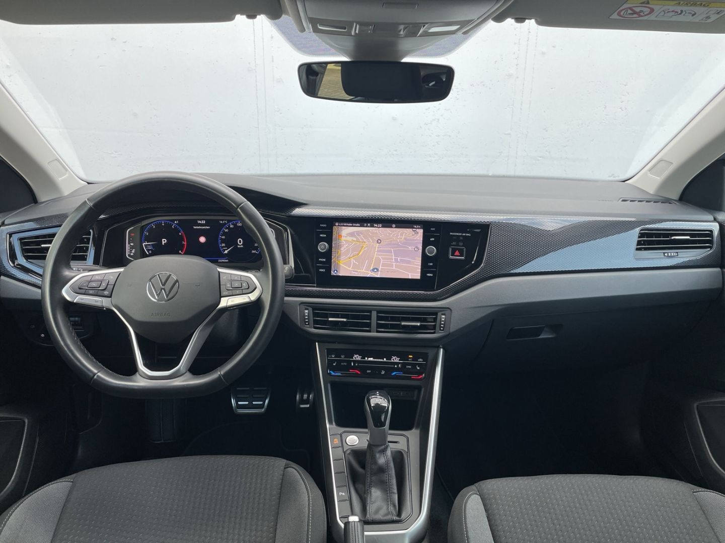 Polo 1.0 TSI DSG Active Kamera/Keyless/Navi/LED/