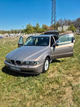 BMW 520i EXCLUSIVE | KALAHARI BEIGE METALLIC  - gebrauchte BMW 520 aus dem Jahr 2002
