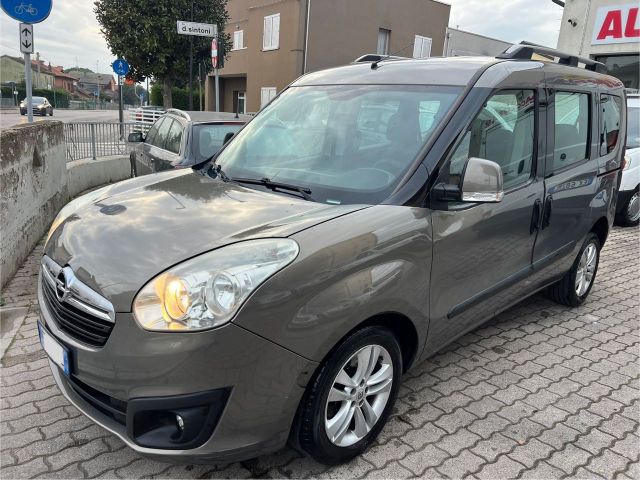 Opel Combo 1.6 CDTi Cosmo 7 Posti