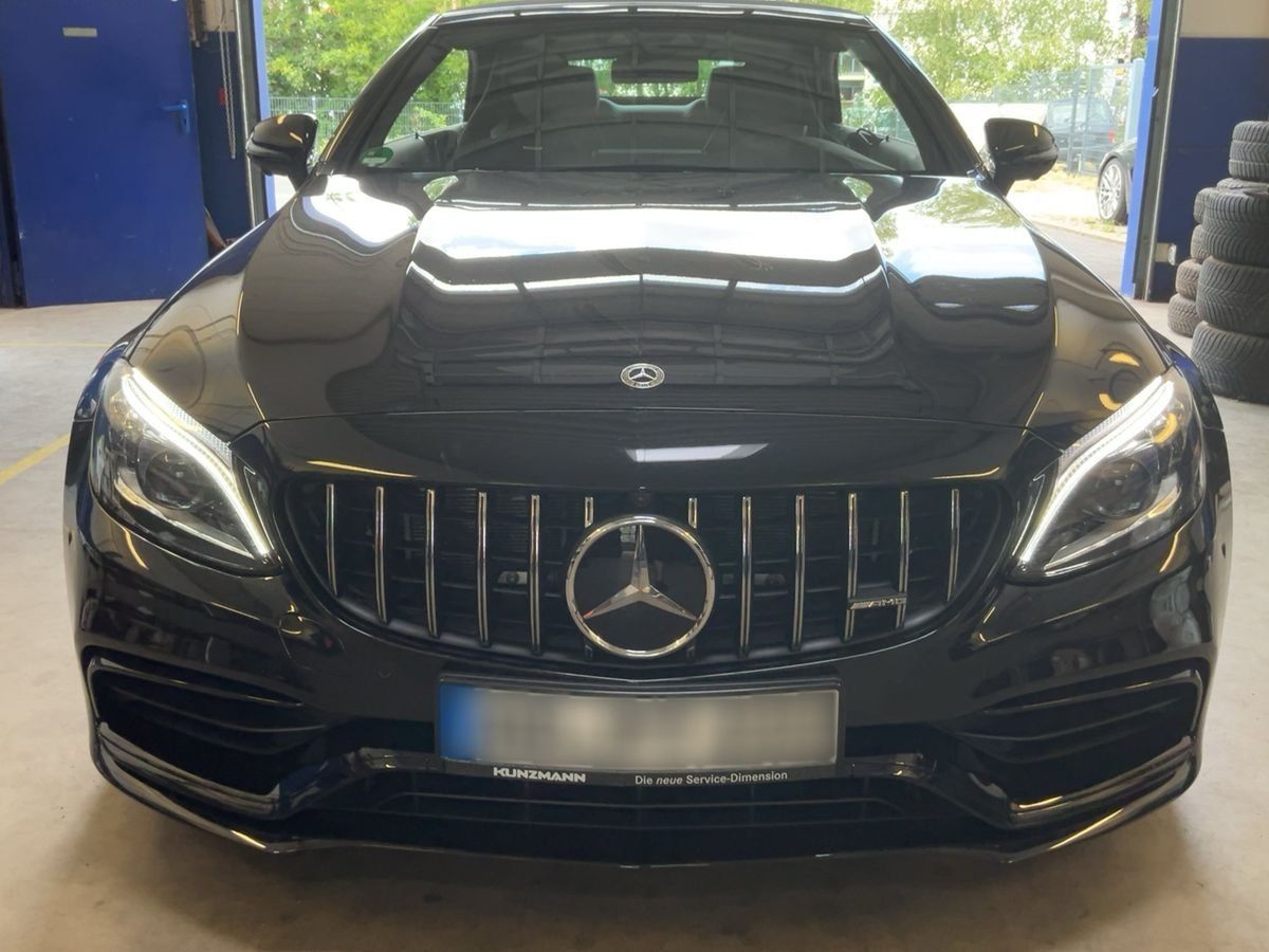 Fahrzeugabbildung Mercedes-Benz C63 S Cabrio DISTRO Perf.Sitze/AGA digiTacho HUD