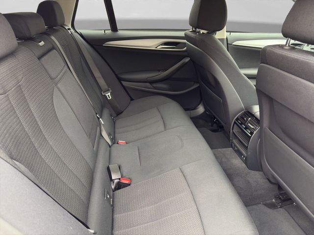 Fahrzeugabbildung BMW 520d Touring Autom.+LED+Kamera+HiFi+CarPlay