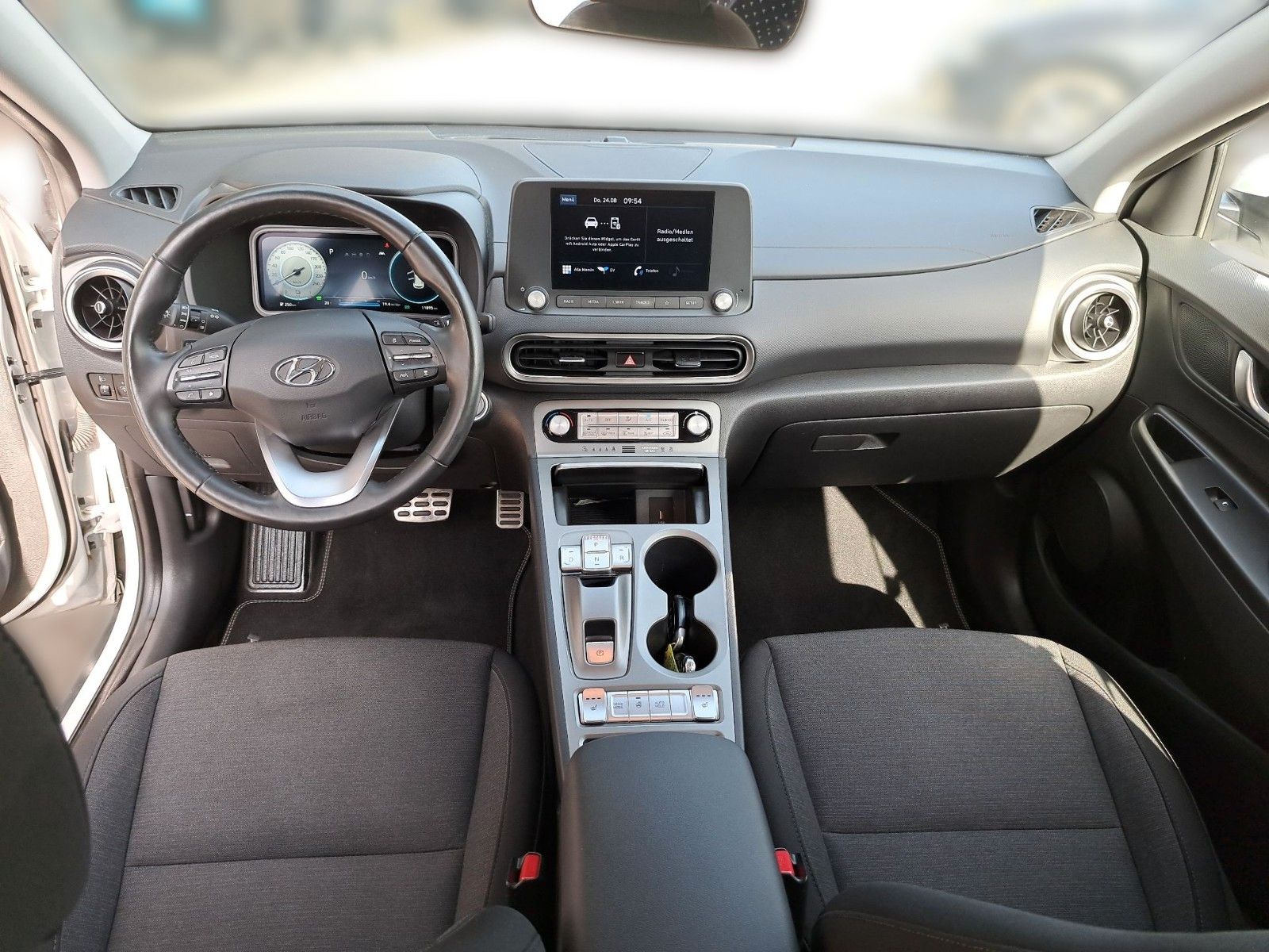 Fahrzeugabbildung Hyundai Kona Select Elektro 2WD 3-PHASIG