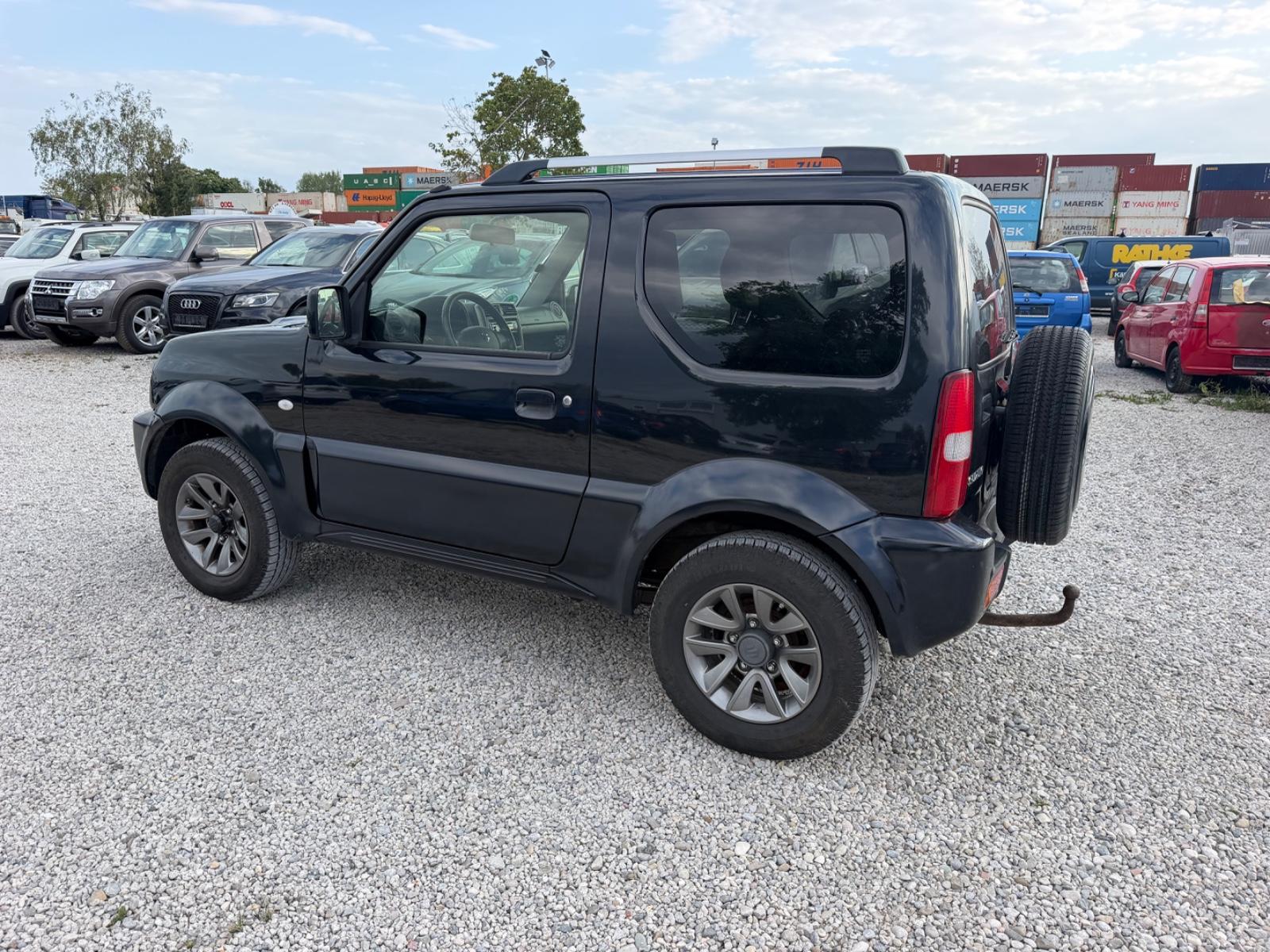 Suzuki Jimny Ranger Style Allroad 1.3 84ch - 1 ère main - Climatisation - Attelage - Sièges chauffants