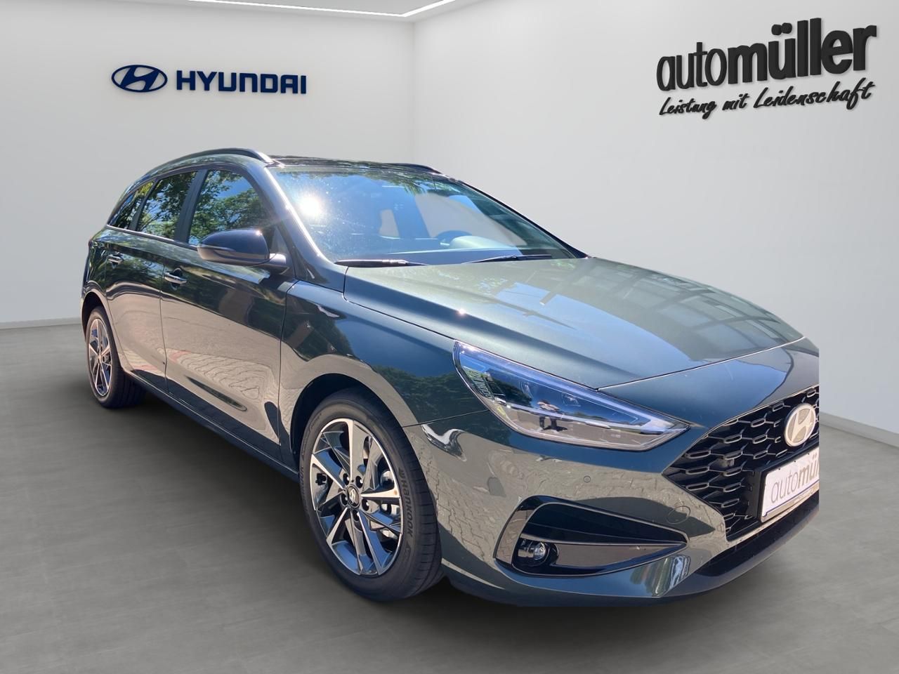 Fahrzeugabbildung Hyundai i30 TREND *PANO*SHZ*LHZ*NAVI*