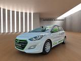 Hyundai i30 Lim. 1.4 CRDi Klima PDC Sitzheizung Tempomat - Hyundai i30 mit Diesel-Antrieb: Limousine, 1.4