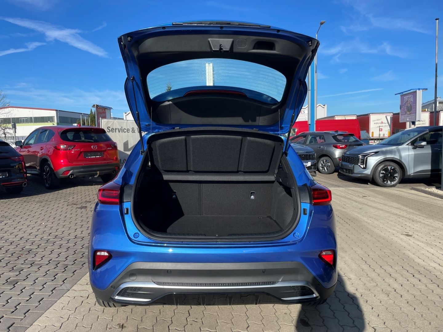 Fahrzeugabbildung Kia XCeed Core Navi Soundsystem LED Blendfreies Fern