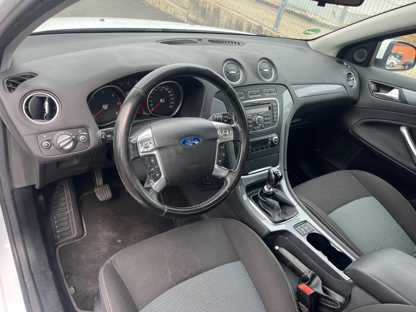 Ford Mondeo 2012 — photo 7