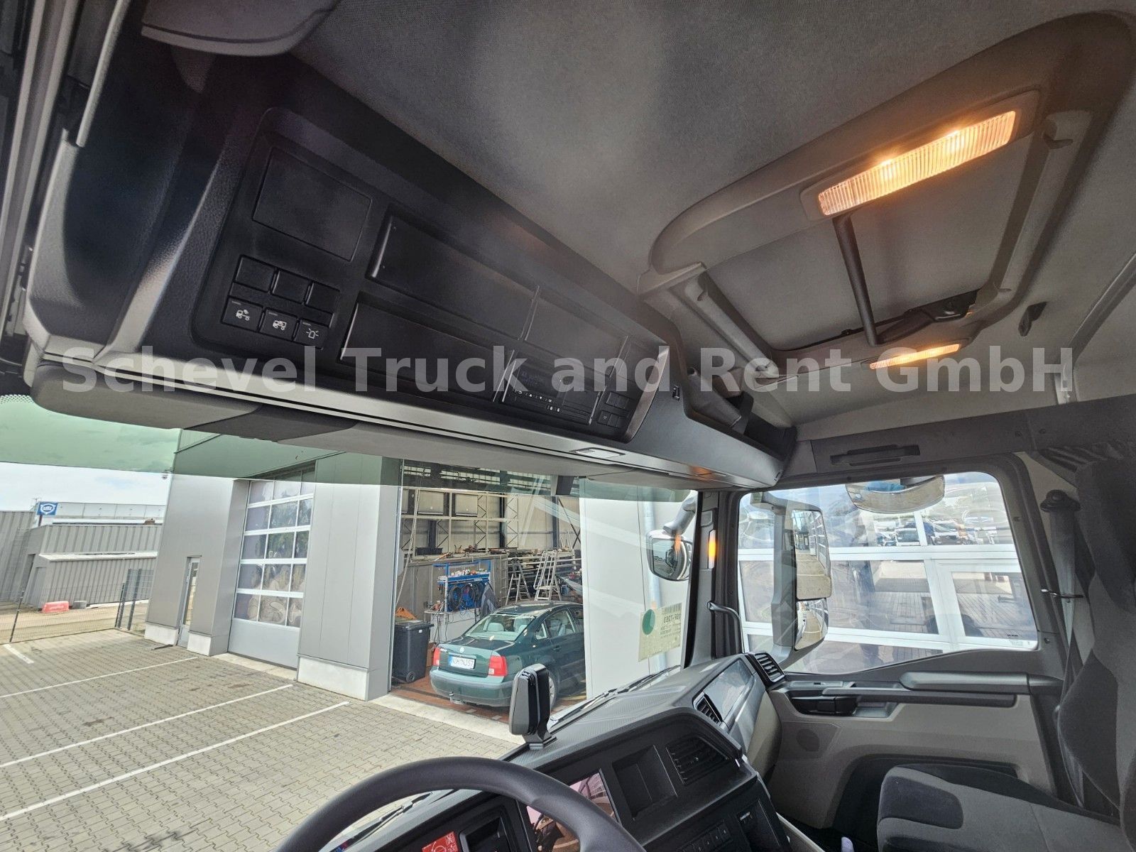 Fahrzeugabbildung MAN TGS 26.480 6x2-4 BL MEILLER RS 21.65 Funkferbed.