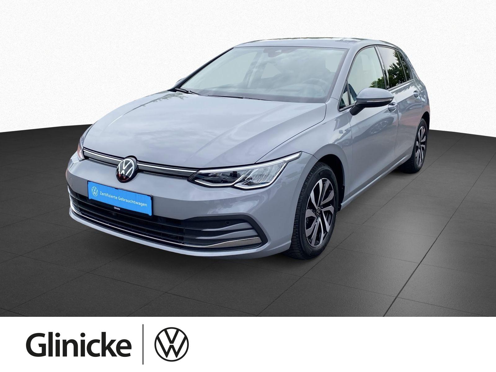 Volkswagen Golf VIII 1.0 eTSI DSG Active Navi LED ACC RFK