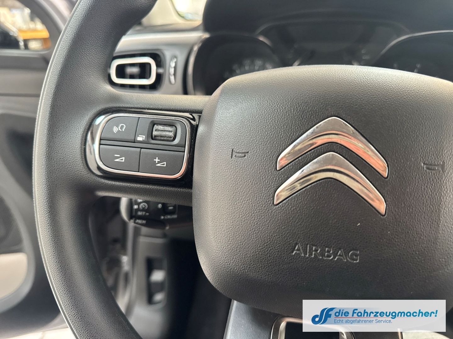 Fahrzeugabbildung Citroën C3 C-Series LED Klimaautom DAB SHZ Spurhalteass.
