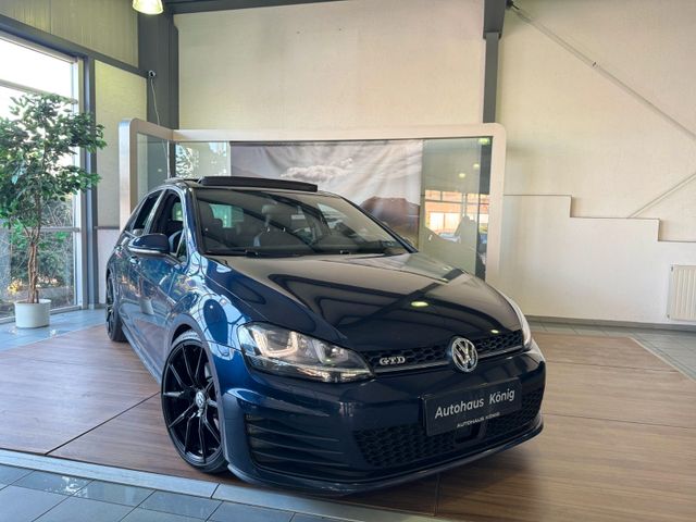 Volkswagen Golf VII Lim. GTD  / Panorama / Dynaudio / Sound