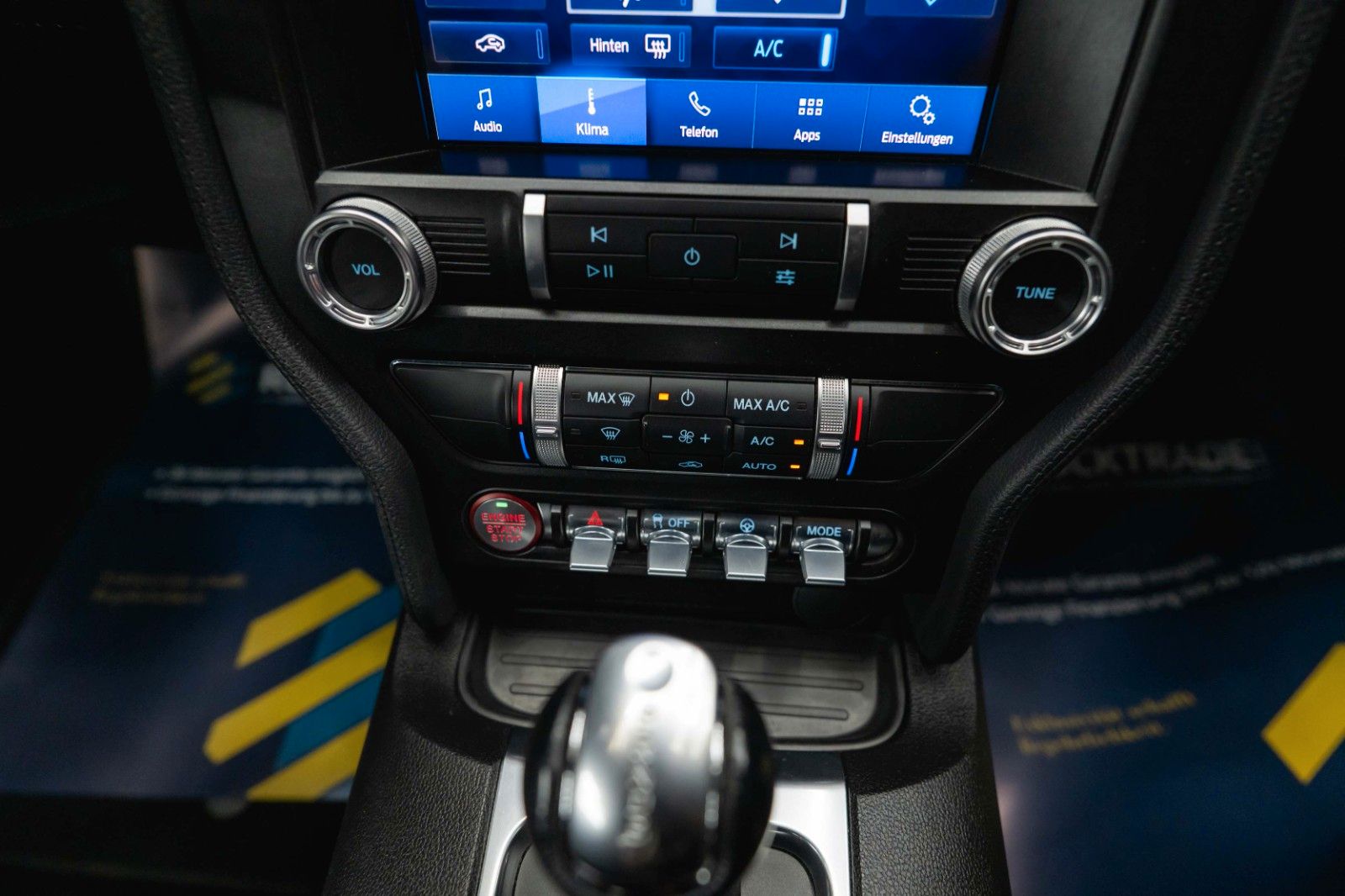 Fahrzeugabbildung Ford Mustang Shelby GT 500 Coupe Performance LED