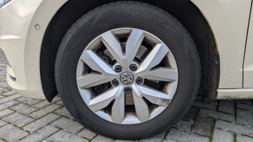 Volkswagen Touran - 7