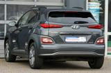 Hyundai Kona EV Premium  Assistenz-Paket  Leder Navi - Hyundai Gebrauchtwagen in Osnabrück