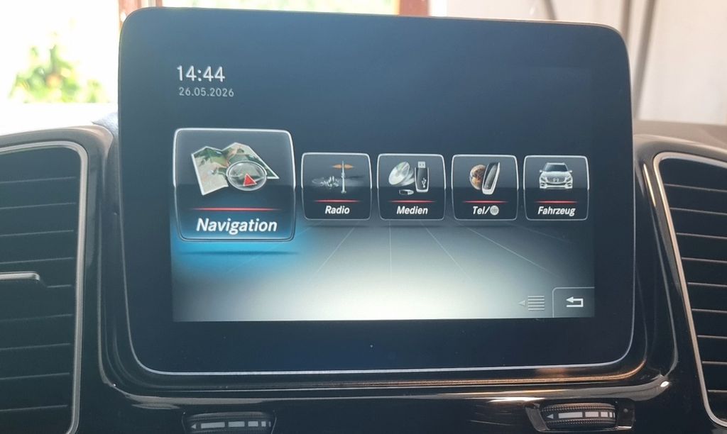 Image of Mercedes-Benz GLE 350