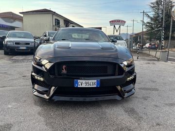 Ford Mustang - 2