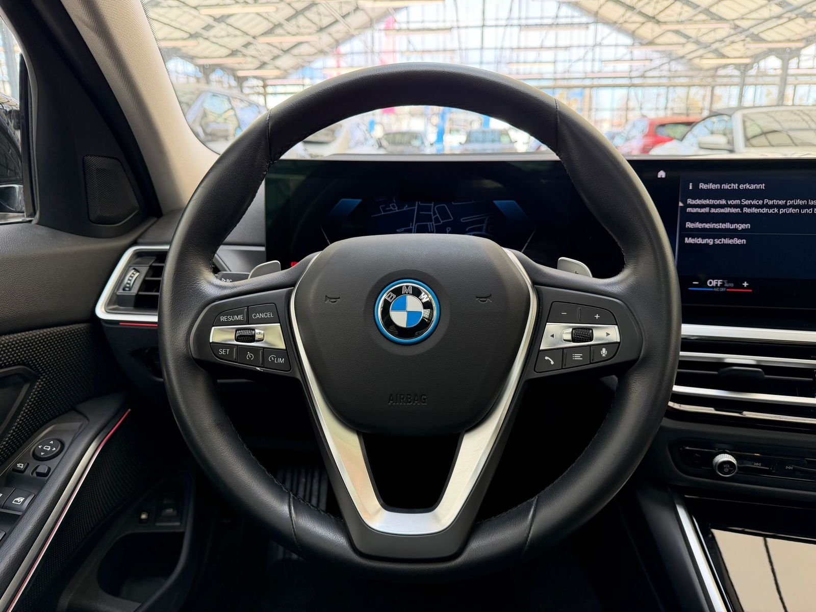 BMW 320 e   LED|ParkAssist|Sitzhzg foto 9