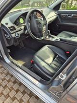 Mercedes-Benz C 230 ELEGANCE Elegance - Mercedes-Benz C 230: Limousine