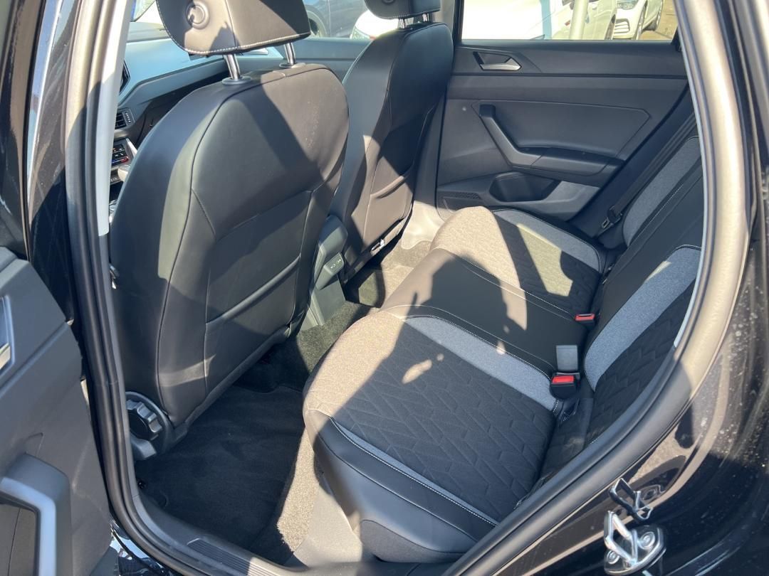 Fahrzeugabbildung Volkswagen Taigo Energy.GJR.RFK.App Connect Keyless.uvm LED