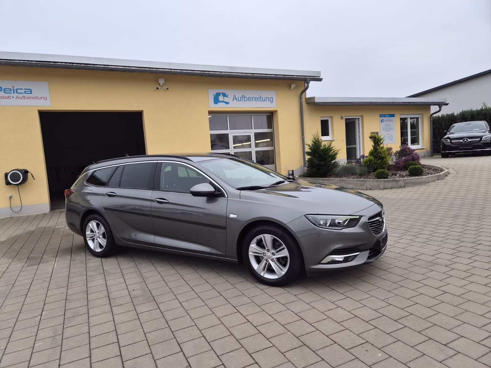 Opel Insignia SportsTourer Edition*1 Hand*Android*AHK