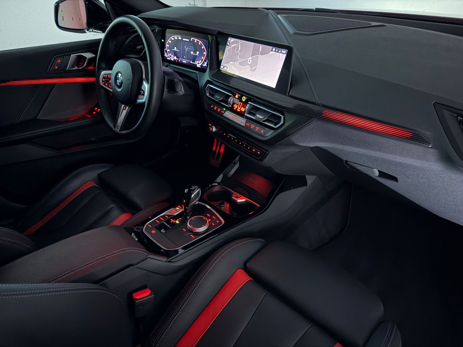 Fahrzeugabbildung BMW M235 i xDrive Edition ColorVision/H&K/HuD/DE FZG