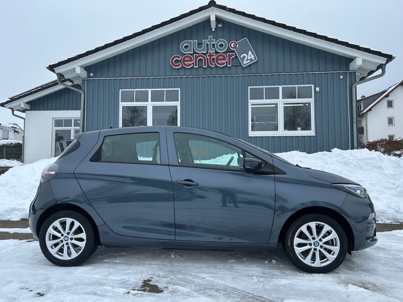 Fahrzeugabbildung Renault ZOE Experience°52 kWh°Winterpaket°1.Hand°PDC°