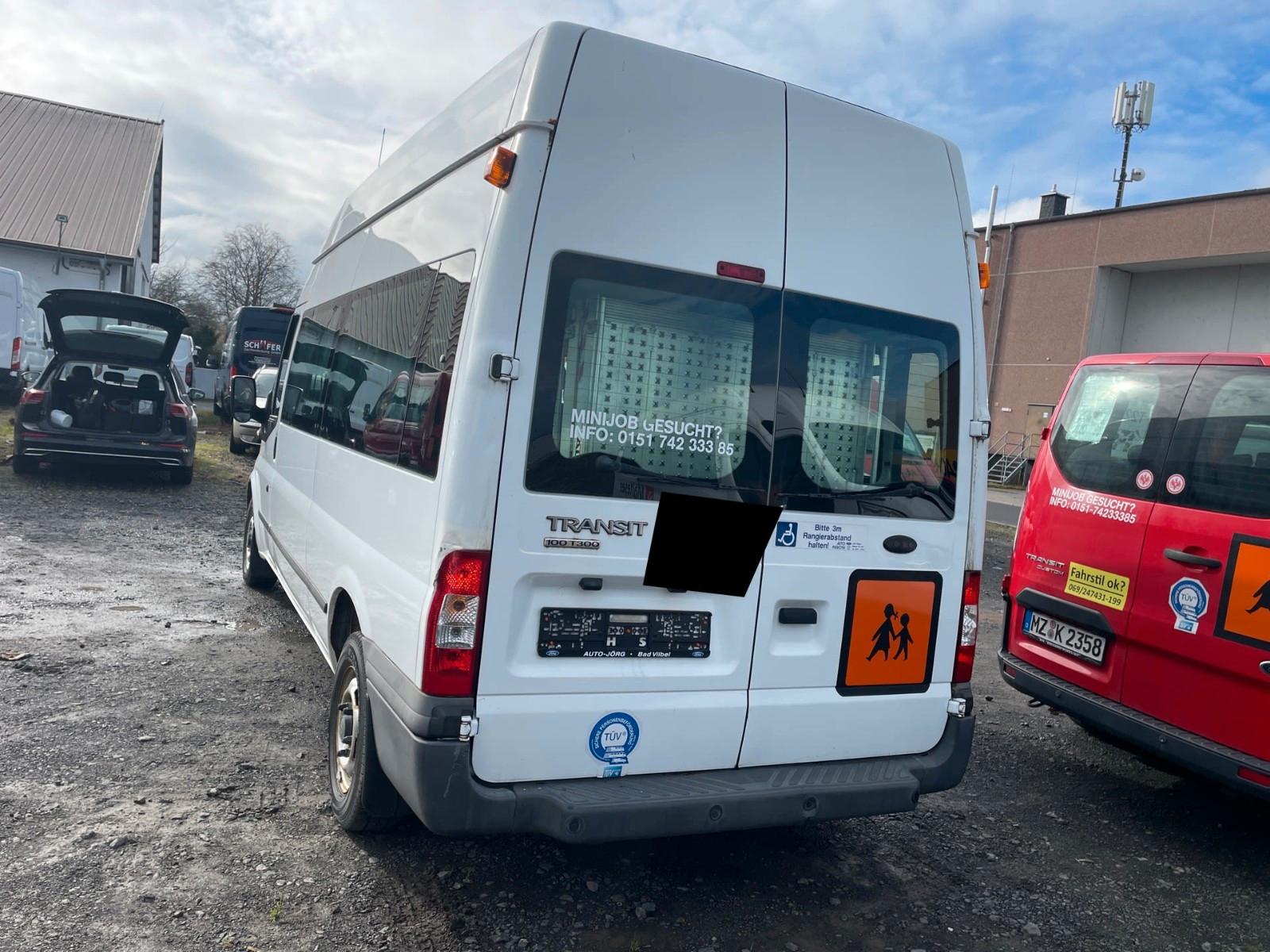 Ford Transit Kombi Behindertengerecht