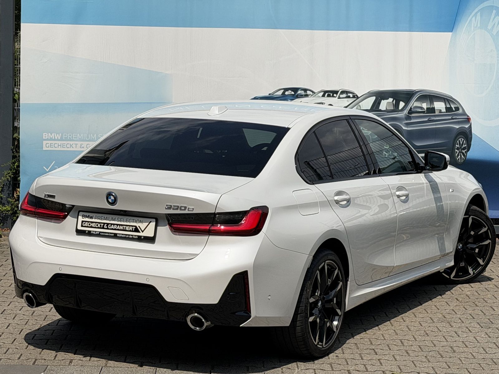 BMW 330 - Bild 3