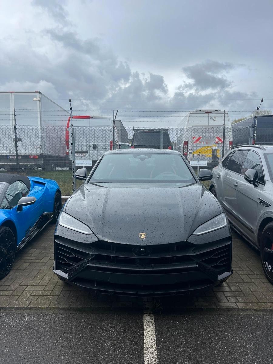 Lamborghini Urus 23Zoll, Panoramic, Carbon, Bang Olufsen
