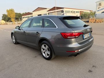 Audi A4 - 5