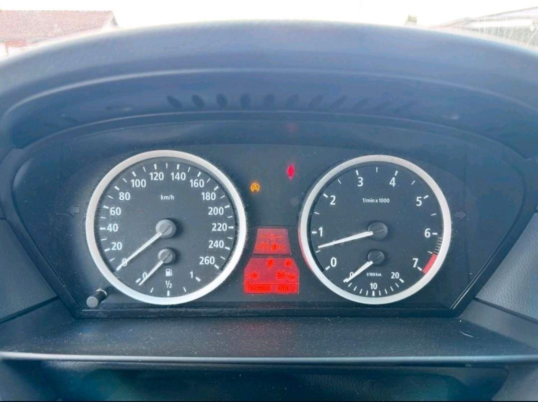 BMW 525 2004 — photo 7