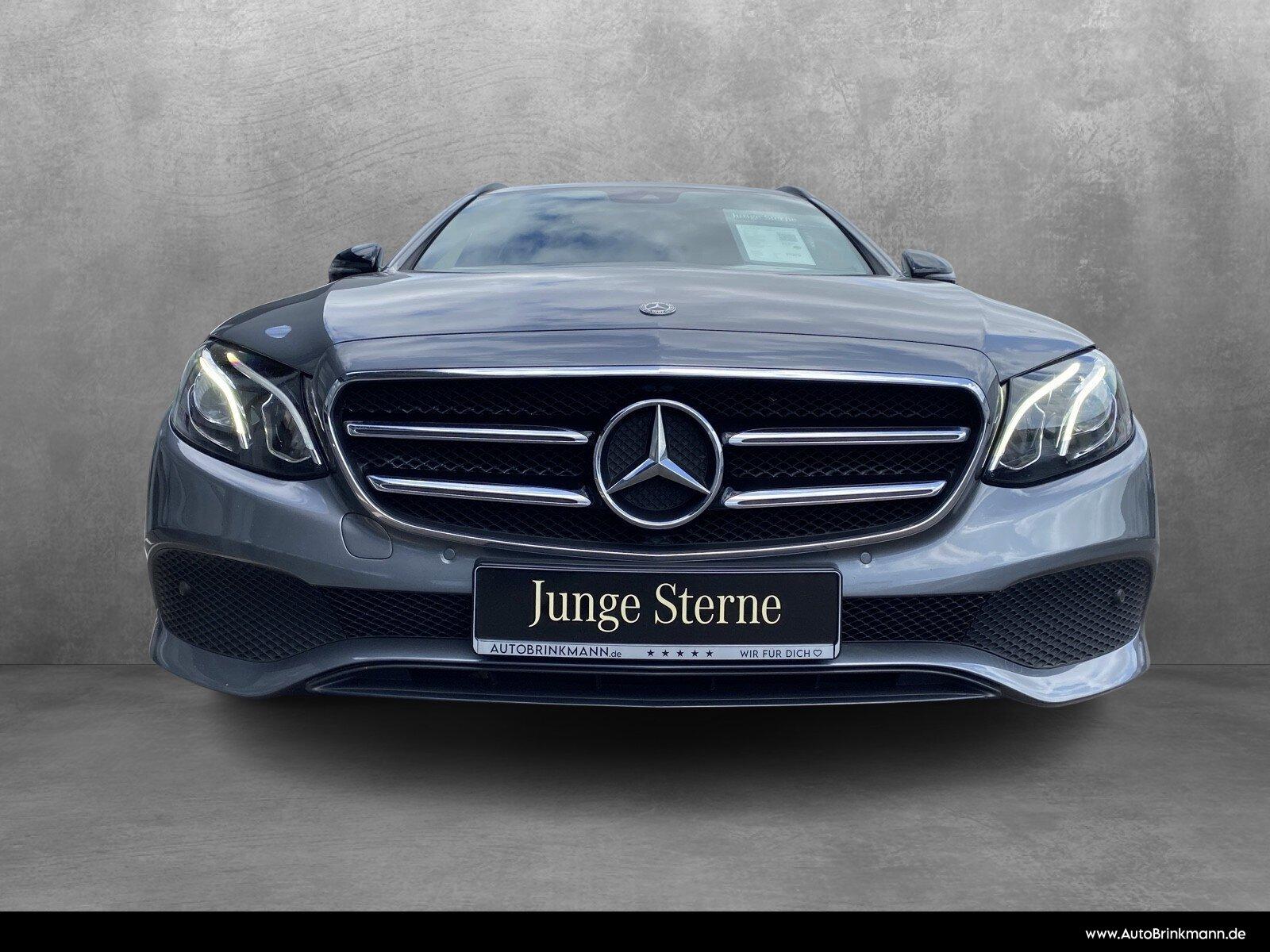 Mercedes-Benz E 300 T-Modell KAMERA/NAVI/LED