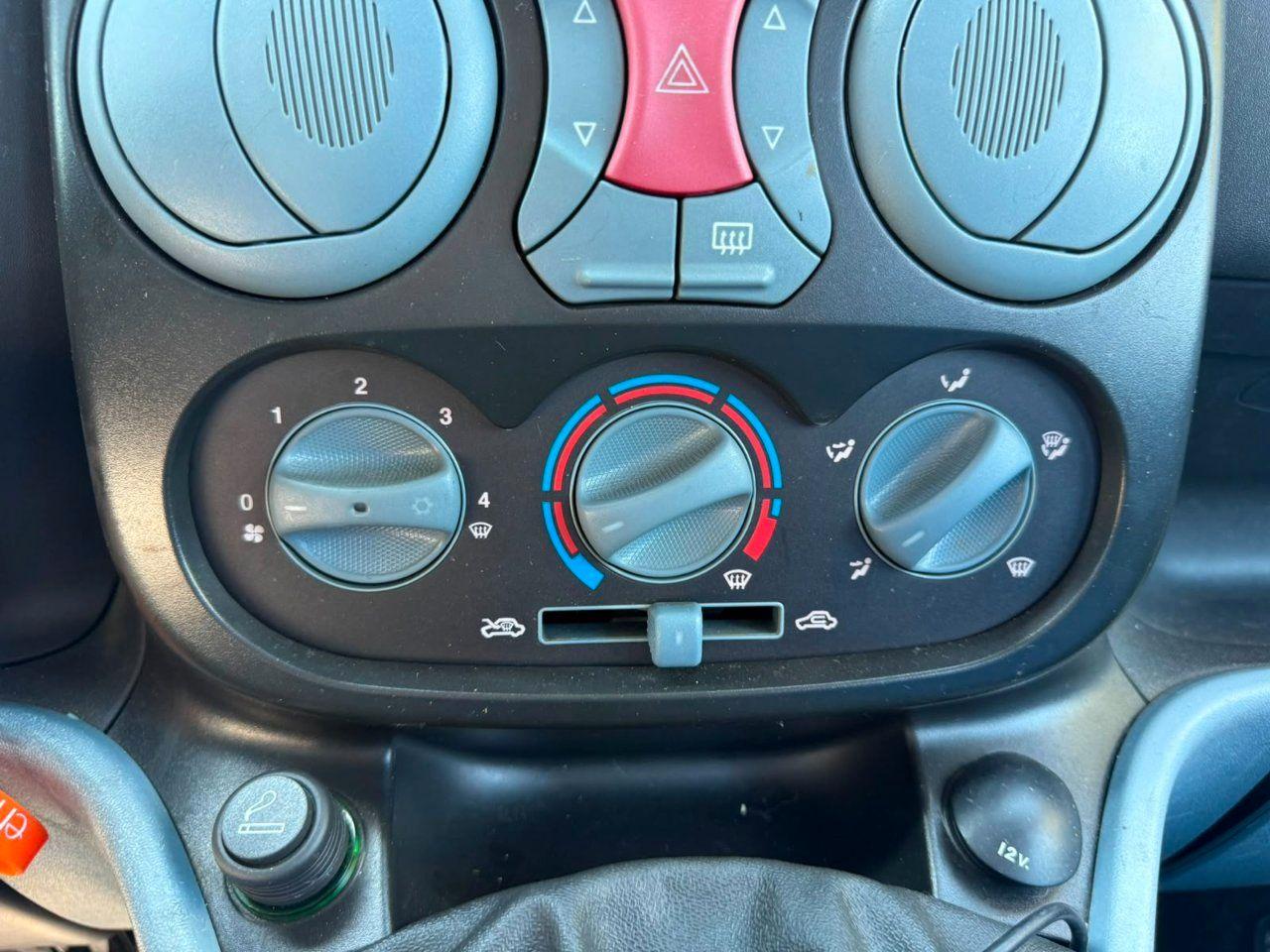 Fiat Doblo 2004 — photo 8