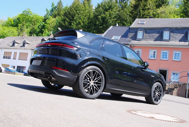 Porsche Cayenne E-Hybrid*21"RS-Spyder,Luft,Pano,BOSE,ACC