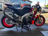 Aprilia Tuono V4 1100 Factory - APRILIA TUONO 1100 V4