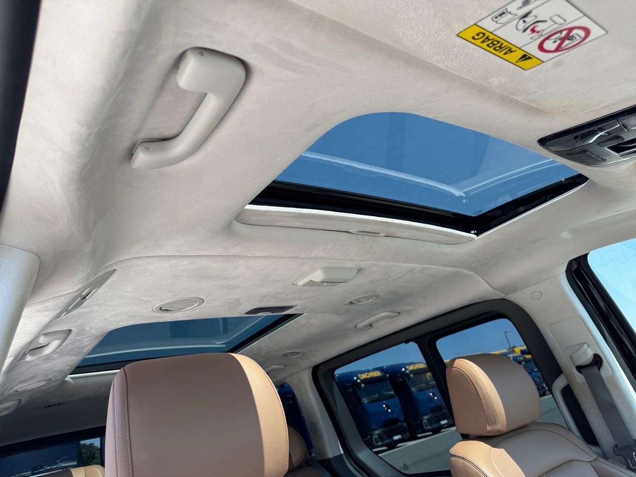 Fahrzeugabbildung Hyundai STARIA SIGNATURE *PANO*LED*NAVI*BOSE-SOUND*360°