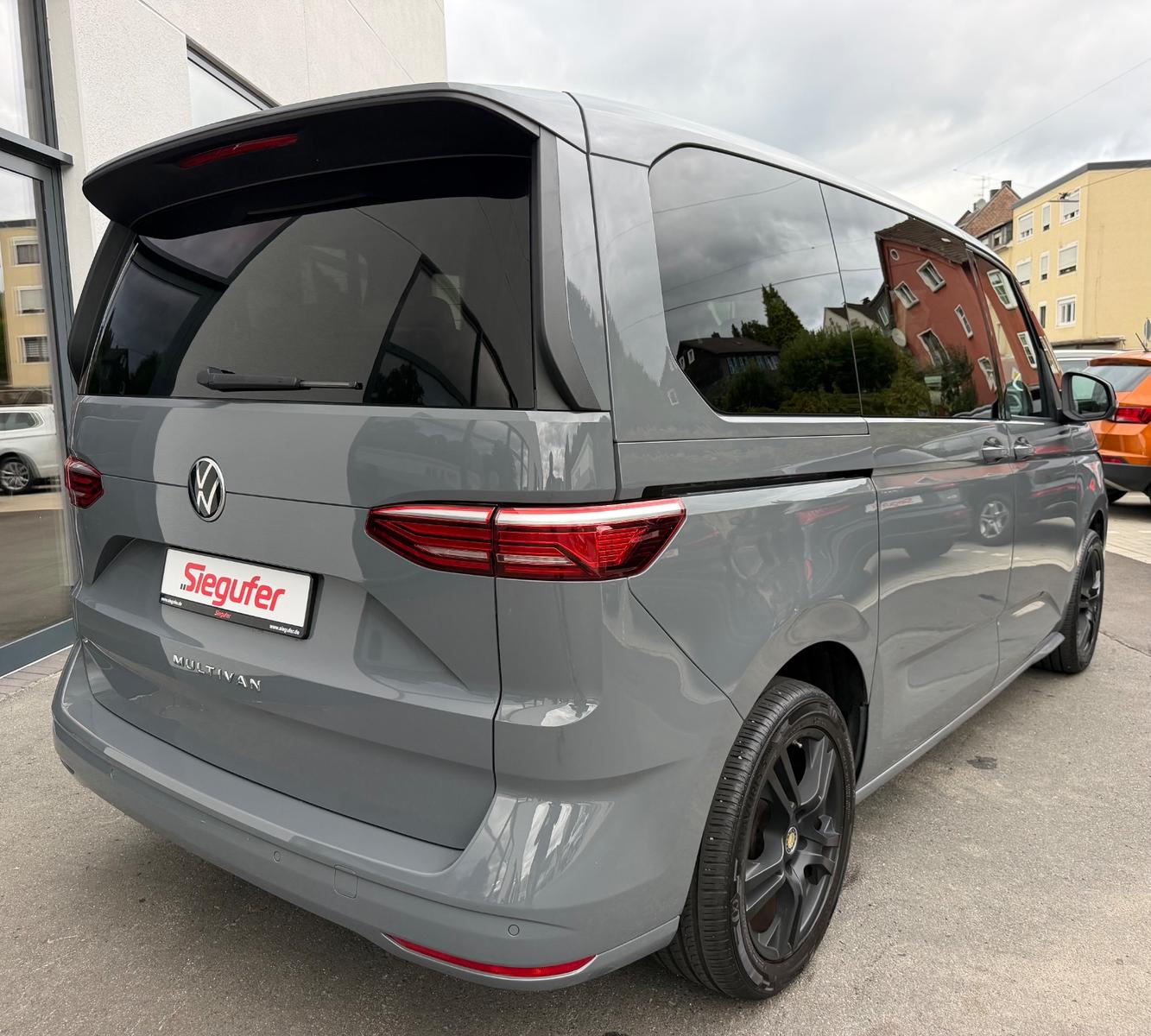 Volkswagen T7 Multivan 2.0 TDI 7-Sitzer