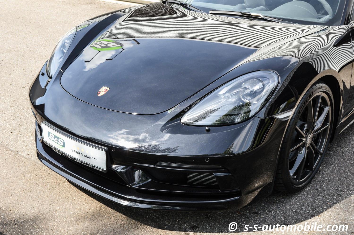 Porsche 718 Cayman T SportDesign Vollschale Schalter
