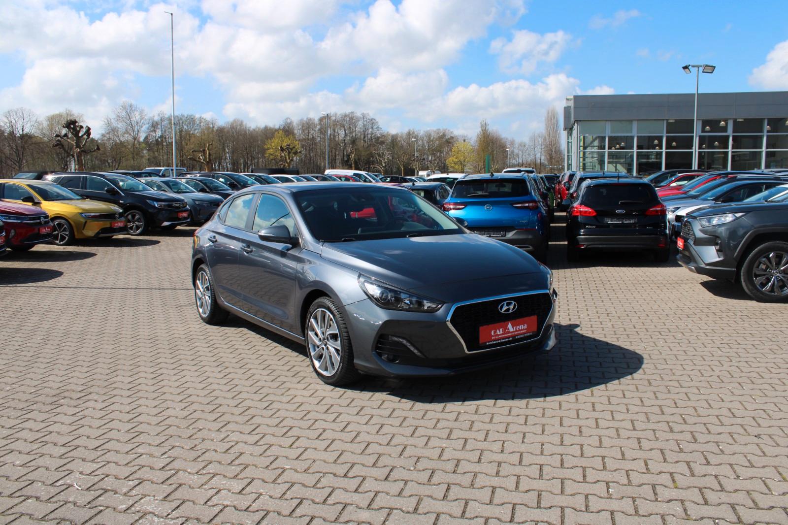 Hyundai i30 Fastback 1.4 Trend