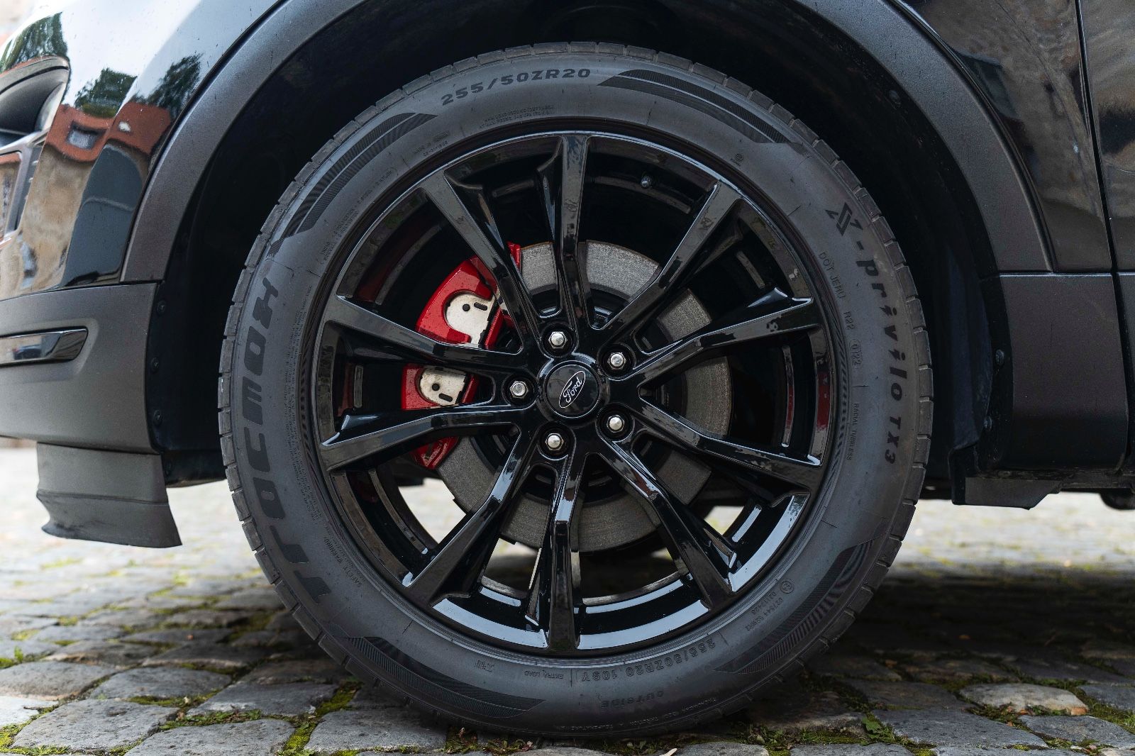 Fahrzeugabbildung Ford Explorer XLT 3,5L 4X4 LPG 6 SITZE KAM NAV