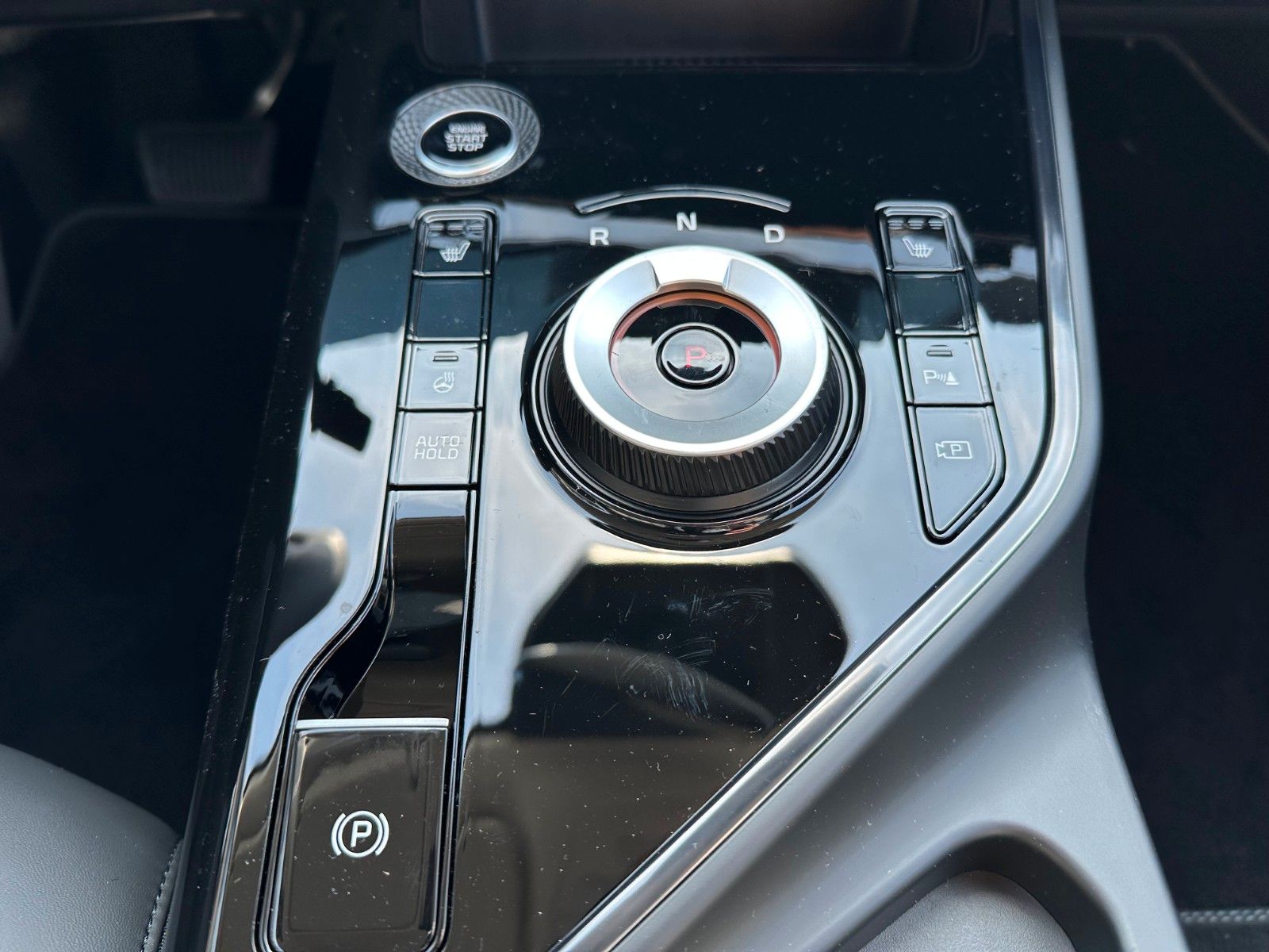 Fahrzeugabbildung Kia Niro 1.6 GDI Hybrid Vision Komfort Style