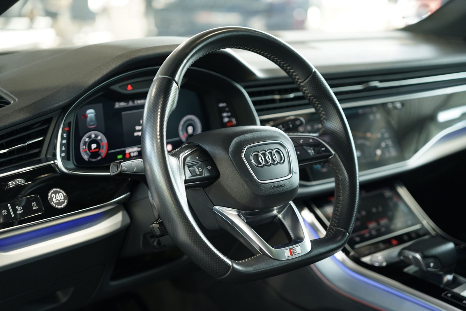 Audi Q8