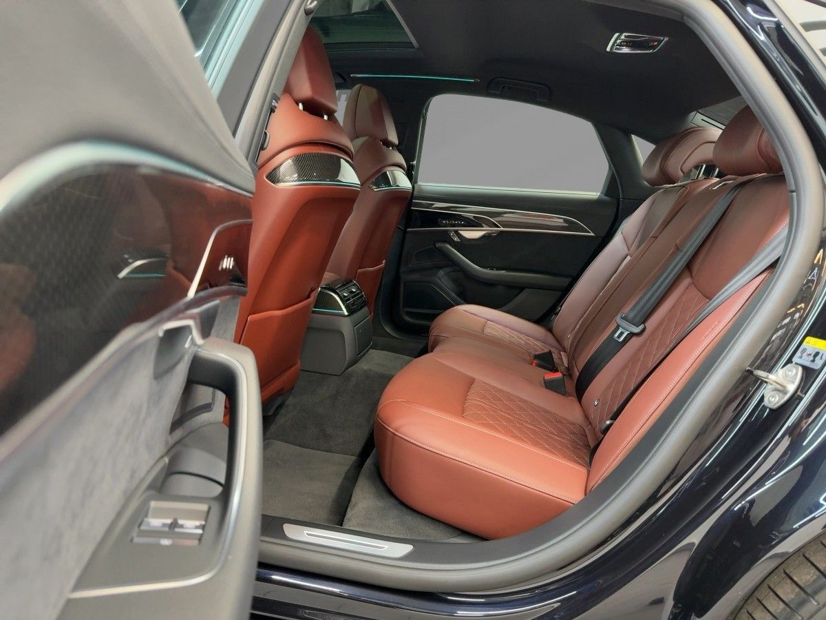 Audi A8 - Bild 10