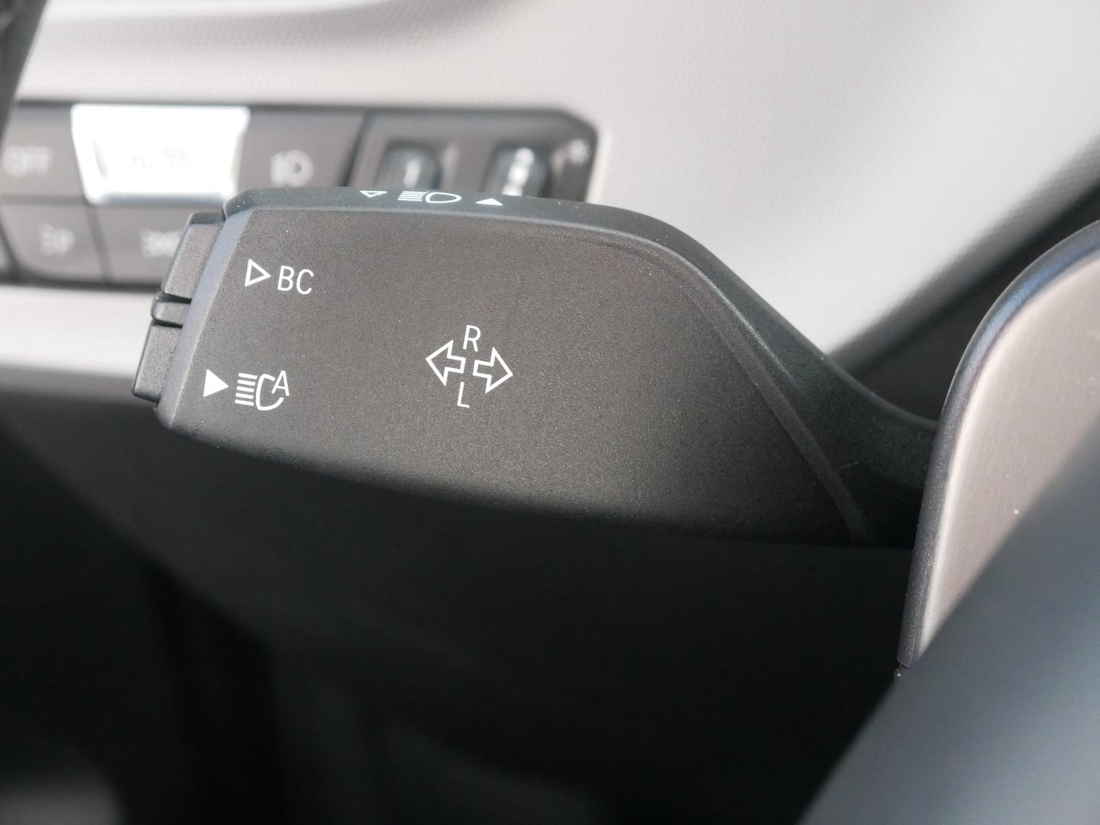 BMW 118 i Advantage Virtual Cockpit el. Heckklappe, миниатюра 27