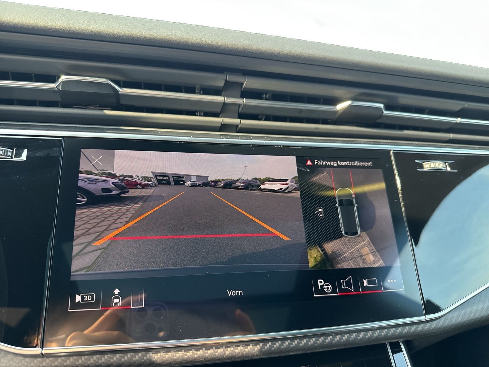 Audi RSQ8 - Bild 24