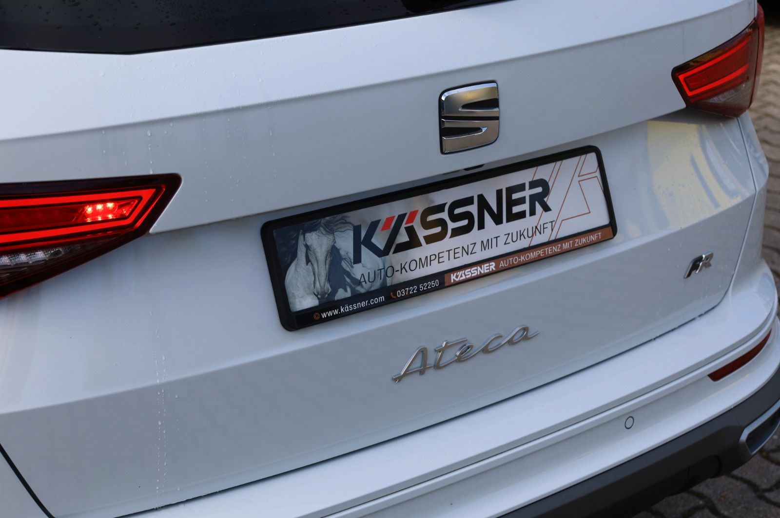 Fahrzeugabbildung SEAT Ateca FR 1.5TSI DSG *PANORAMADACH