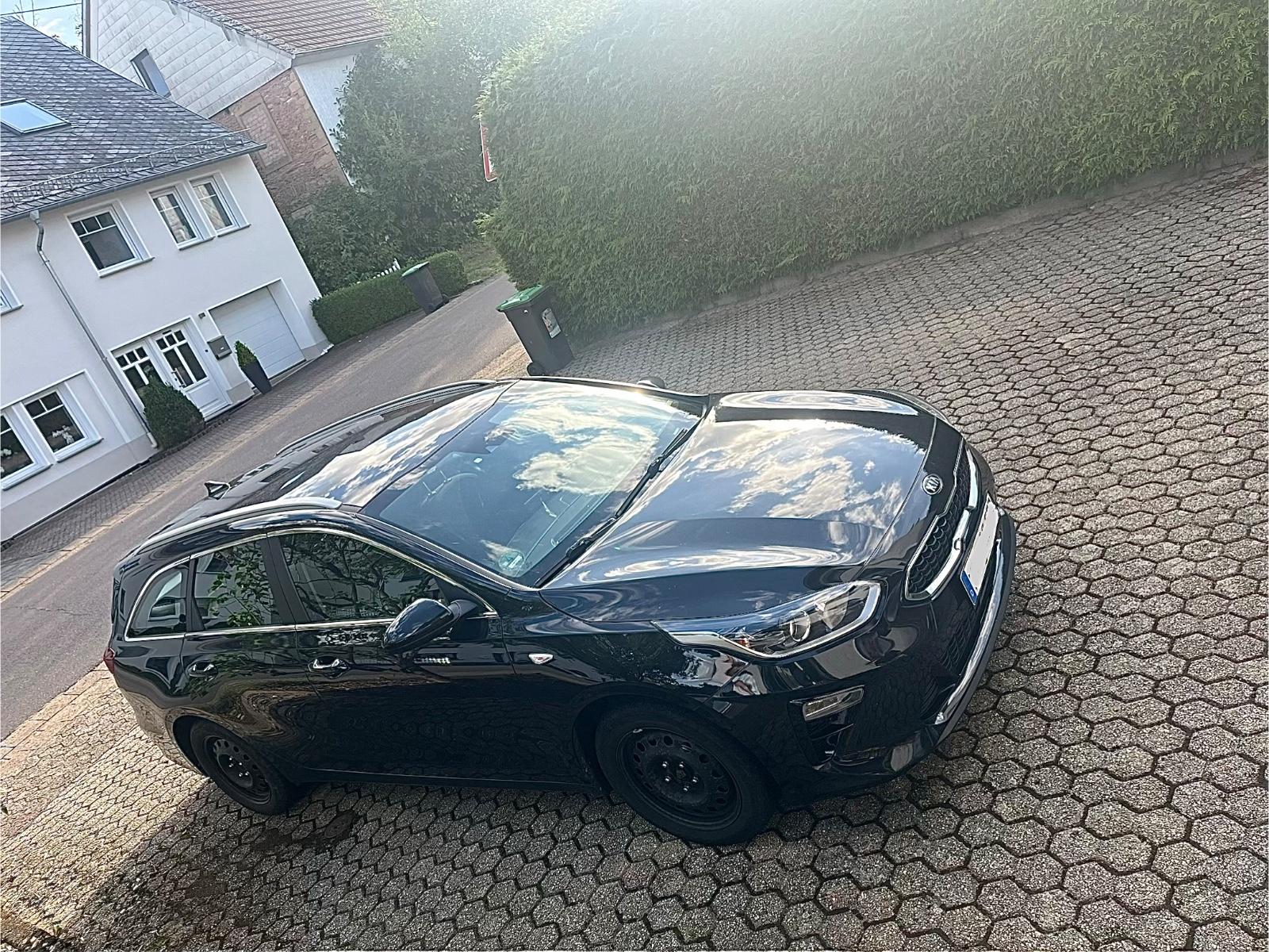 Kia cee'd Sportswagon 1.6 CRDi Spirit Sportswago...