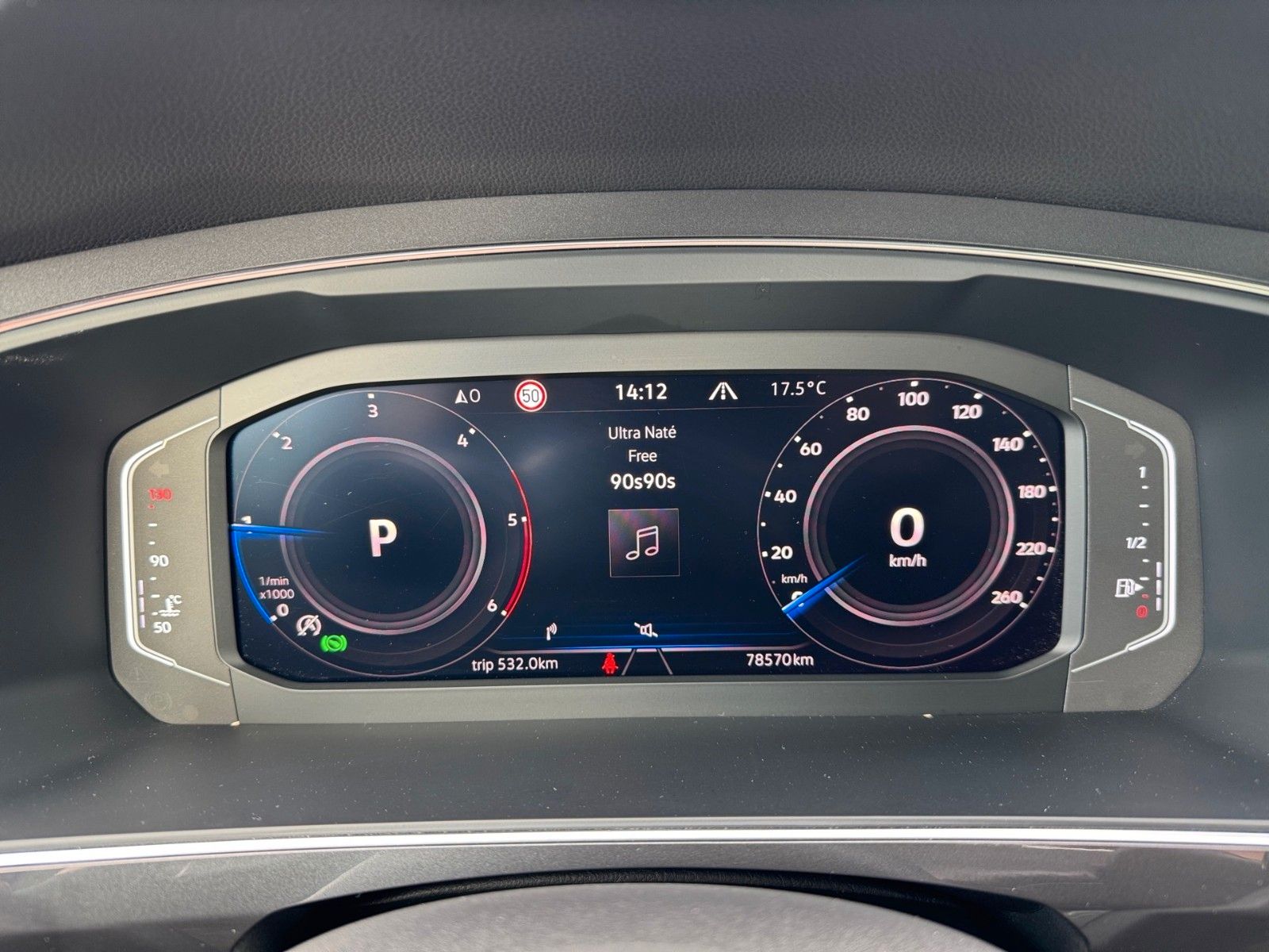 Fahrzeugabbildung Volkswagen Tiguan Allspace 2.0TDI R-Line Highline 4Motion