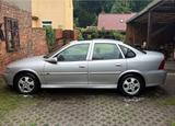 Opel Vectra B 1,8L 16V 2. Hand 100Jahre Ed... - Opel Vectra: B 16 16v